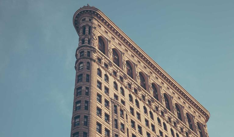 Gulf Construction Contracts: What the Package Actually Includes